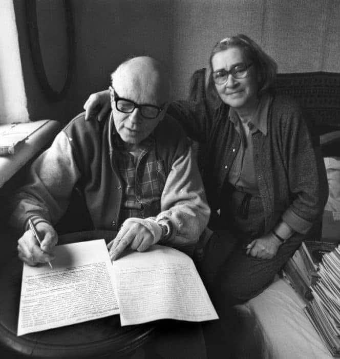 О.Д. Сахаров і Є.Г. Боннер A.D. Sakharov and E.G. Bonner А.Д. Сахаров и Е.Г. Боннэр